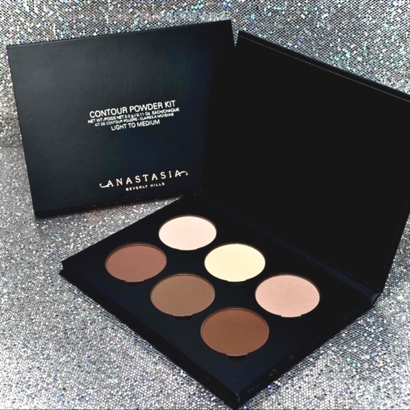 Anastasia Beverly Hills Contour Powder Kit: Light-Medium - Picture 5 of 8